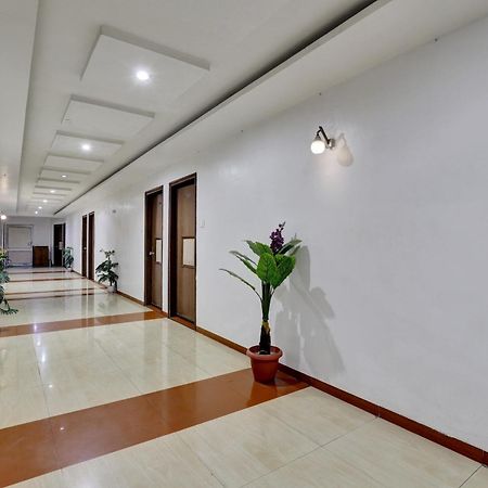 Collection O 82926 Hotel Royal Plaza Ahmedabad Exterior foto